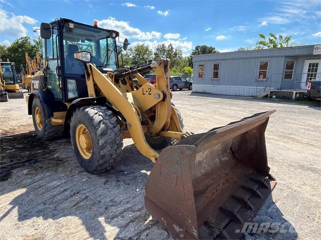 CAT 906 ホイールローダー・タイヤショベル