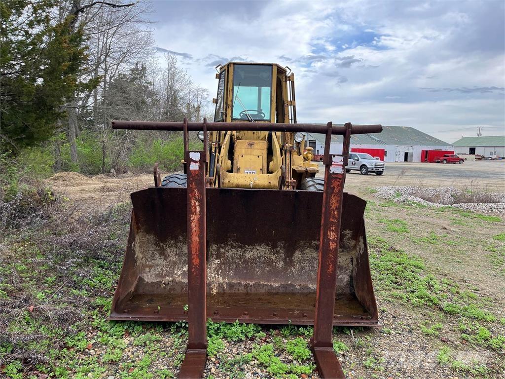 CAT 930 ホイールローダー・タイヤショベル