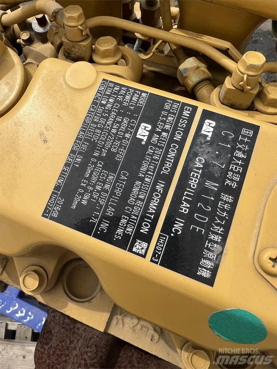 CAT C1.7 エンジン