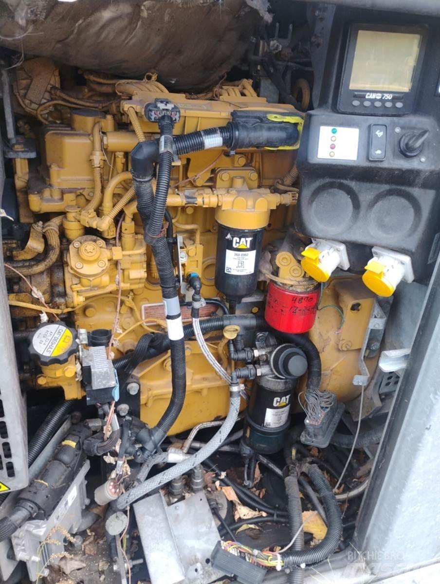CAT C3.4B エンジン