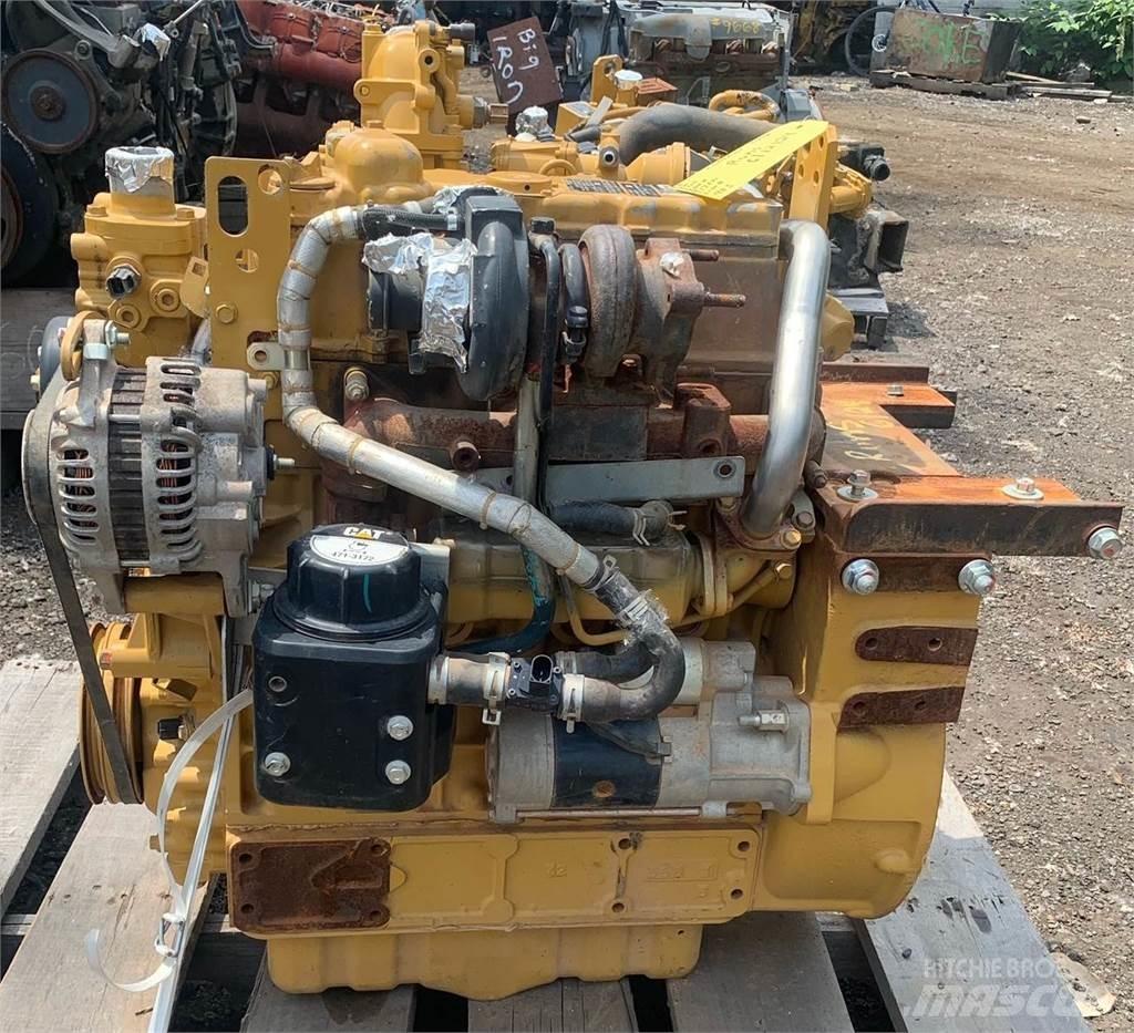 CAT C3.8 エンジン