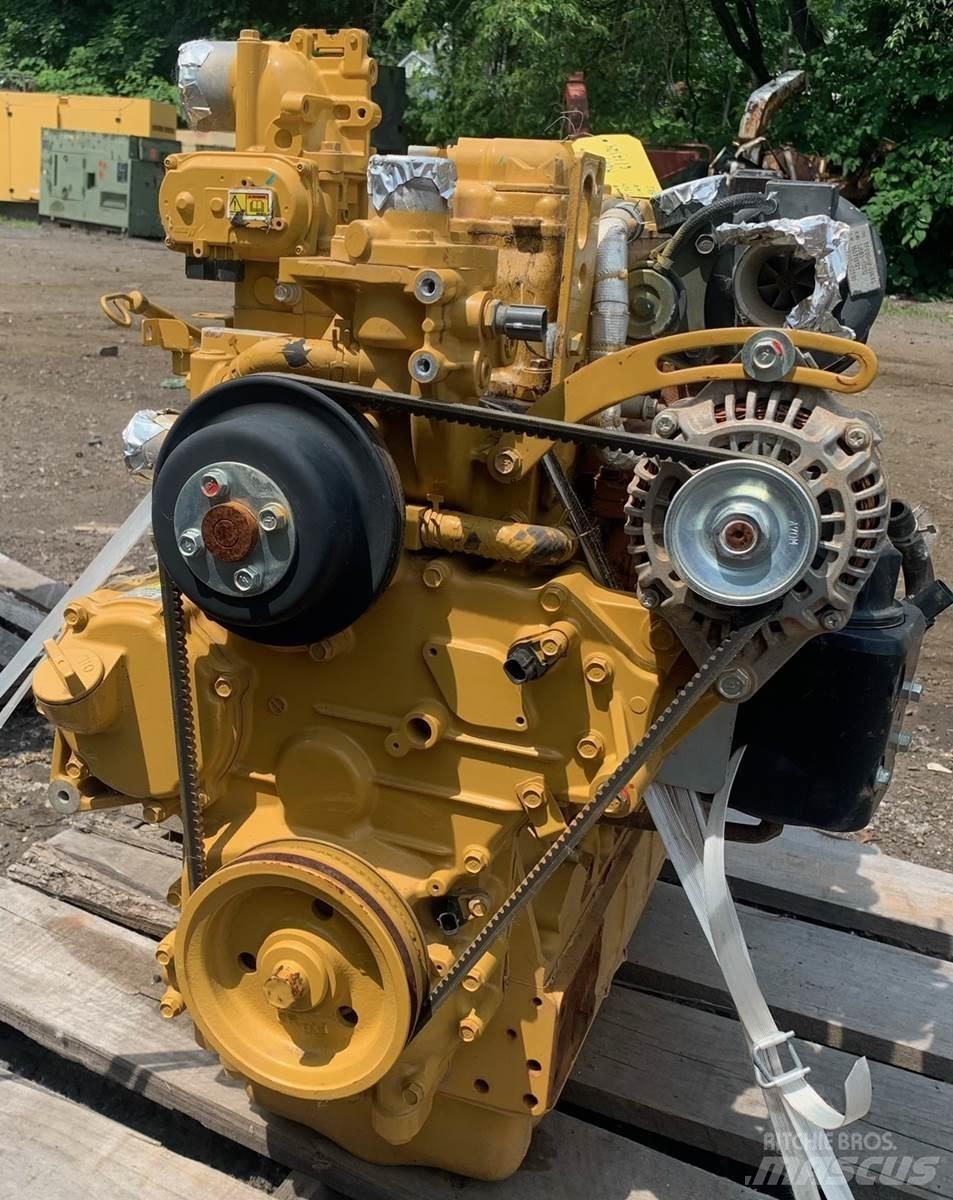 CAT C3.8 エンジン