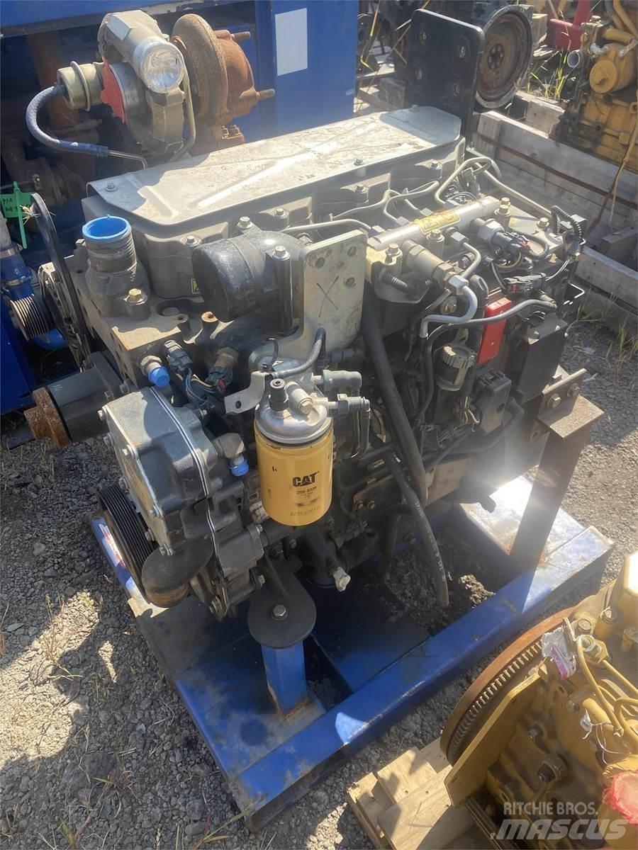 CAT C4.4 エンジン