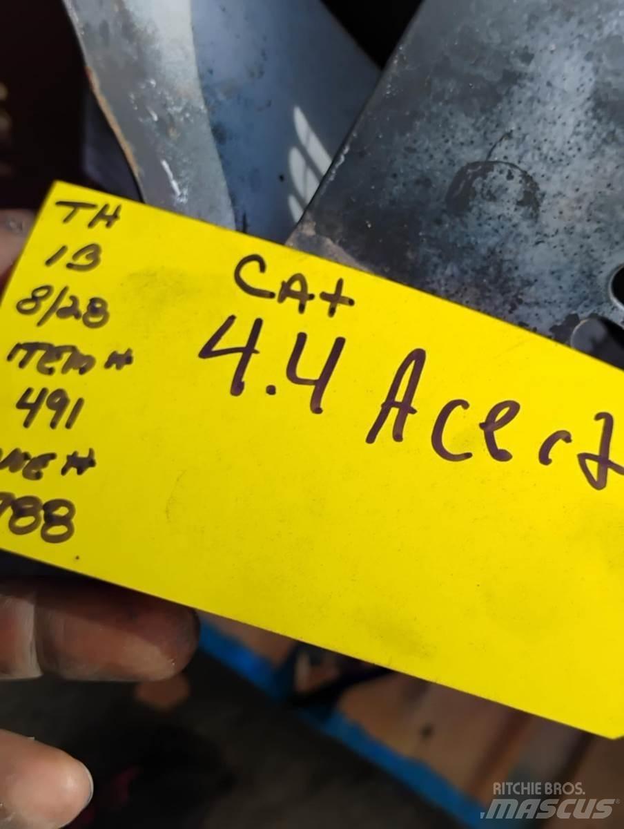 CAT C4.4 エンジン