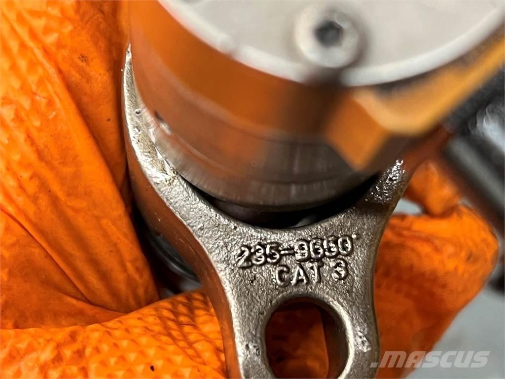 CAT C7 トラック・トレーラー - 　その他