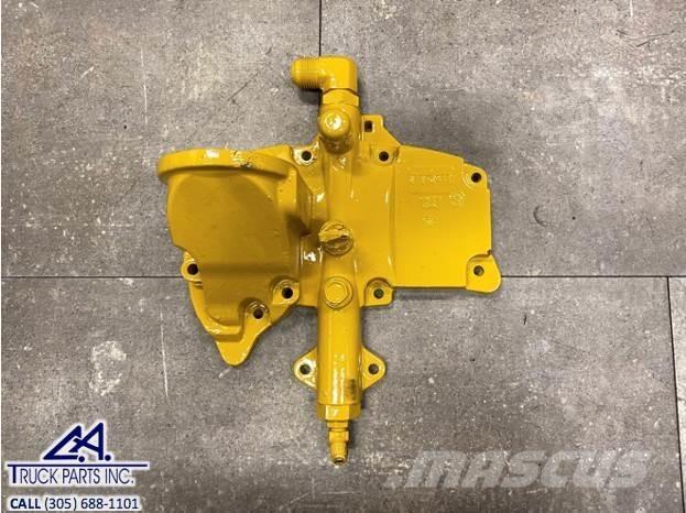 CAT C9 トラック・トレーラー - 　その他