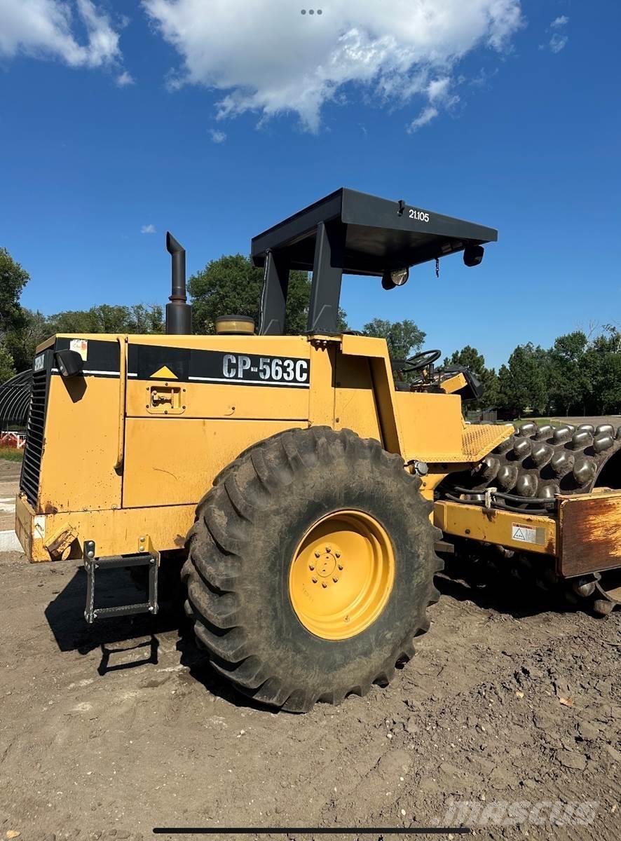 CAT CP563C ソイルコンパクター