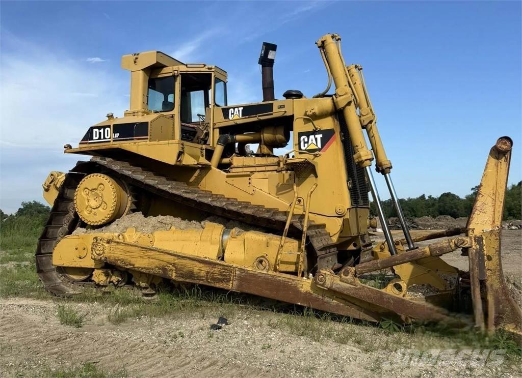 CAT D10 ブルドーザー