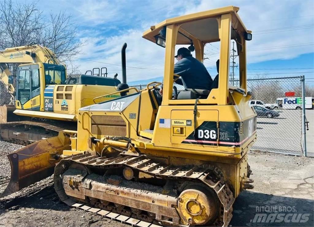 CAT D3G XL ブルドーザー