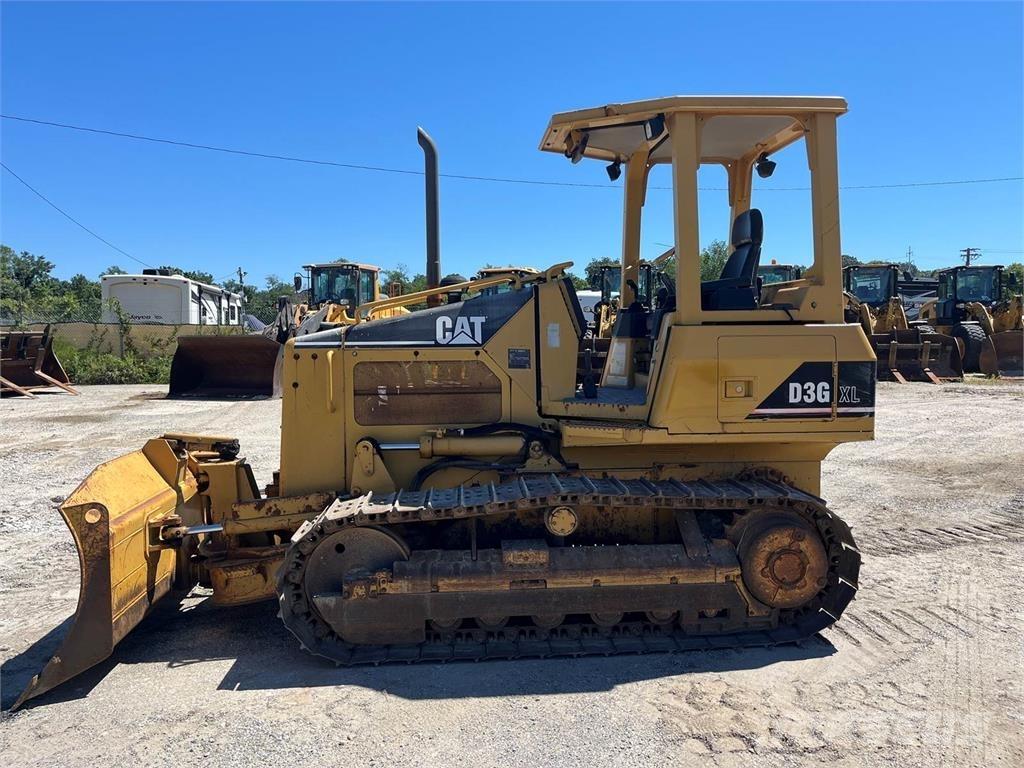 CAT D3G XL ブルドーザー