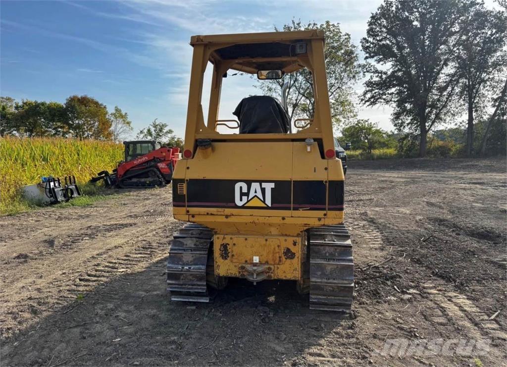 CAT D3G XL ブルドーザー