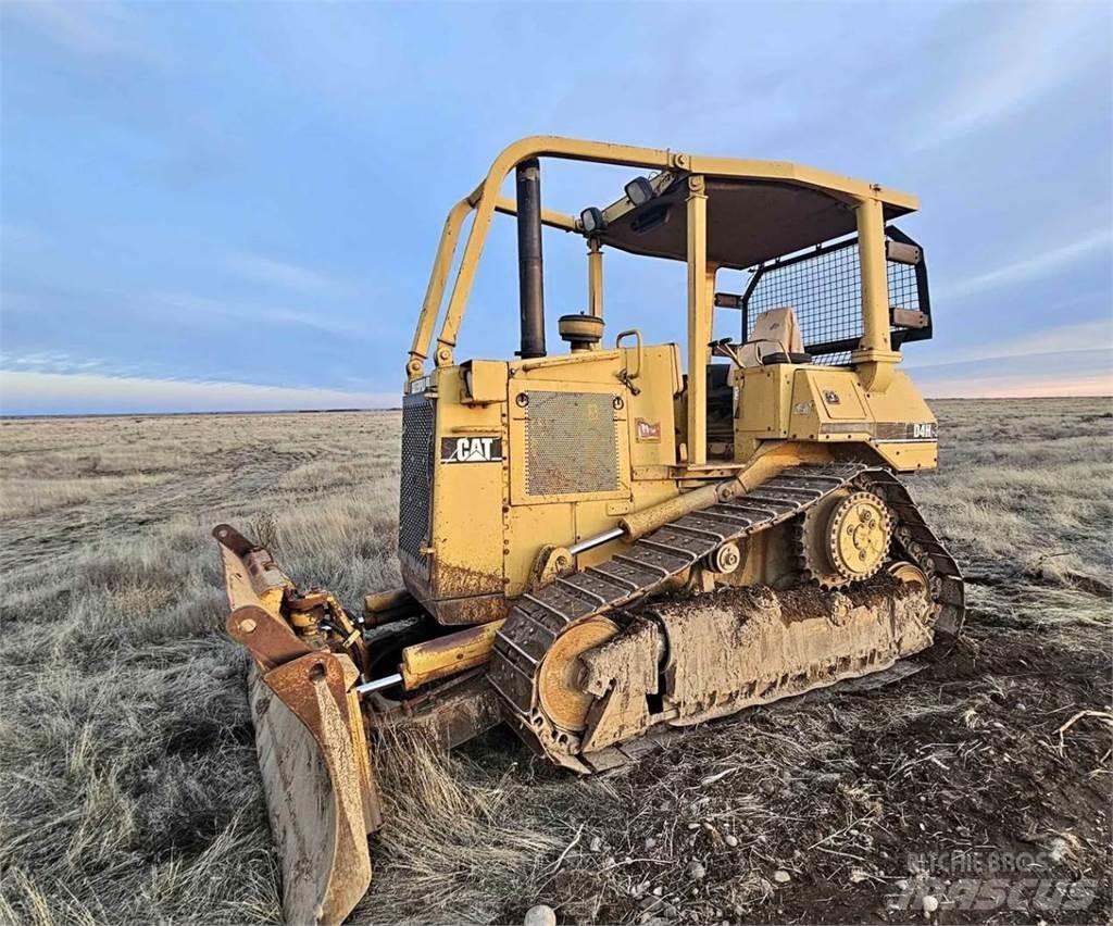 CAT D4H ブルドーザー