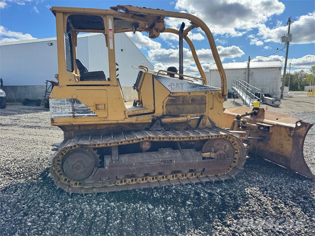 CAT D5G XL ブルドーザー