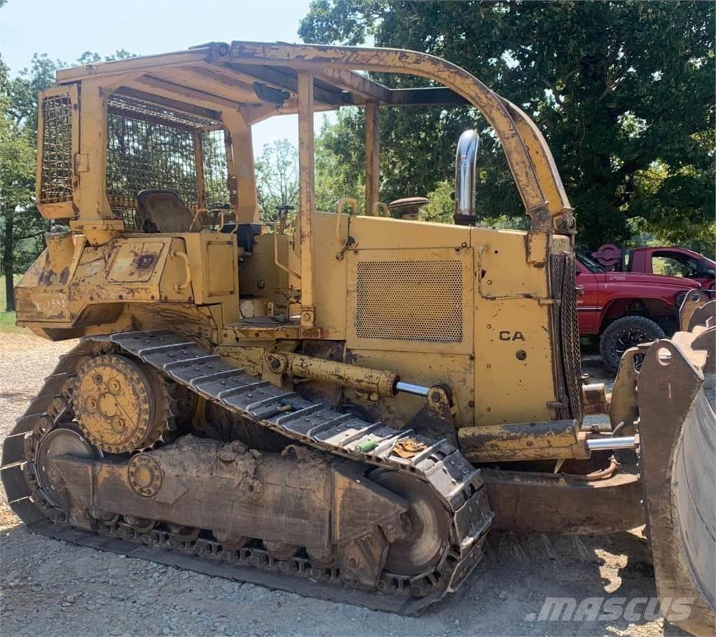 CAT D5H ブルドーザー