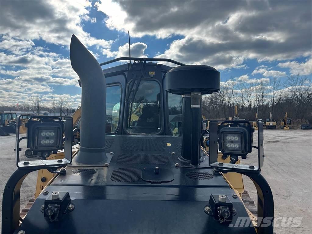 CAT D6 ブルドーザー