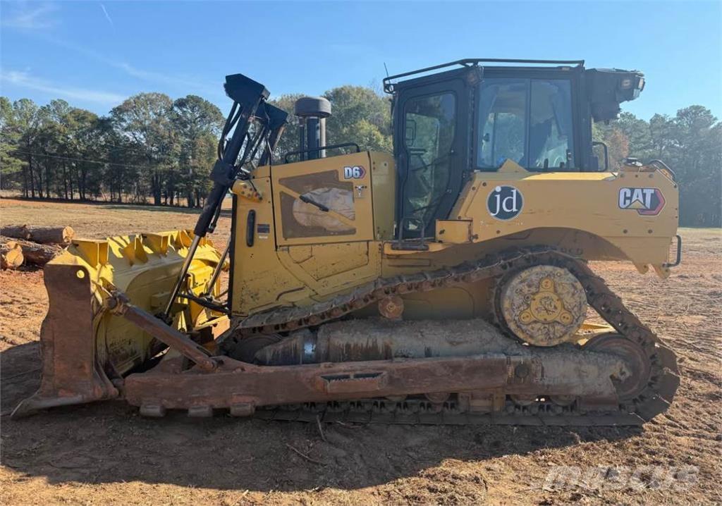 CAT D6 ブルドーザー