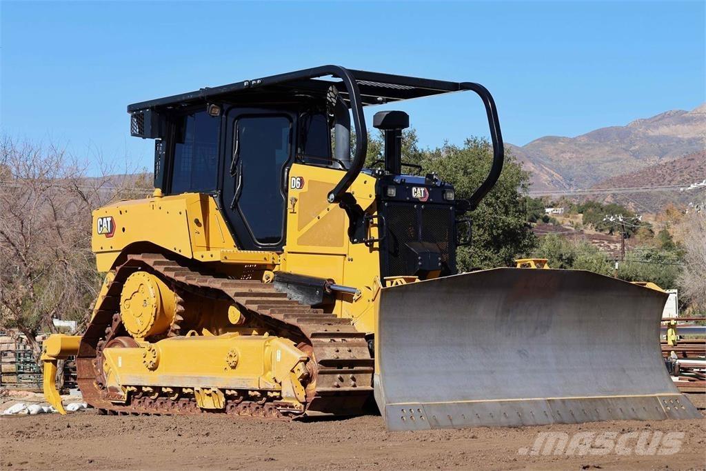 CAT D6 XL ブルドーザー