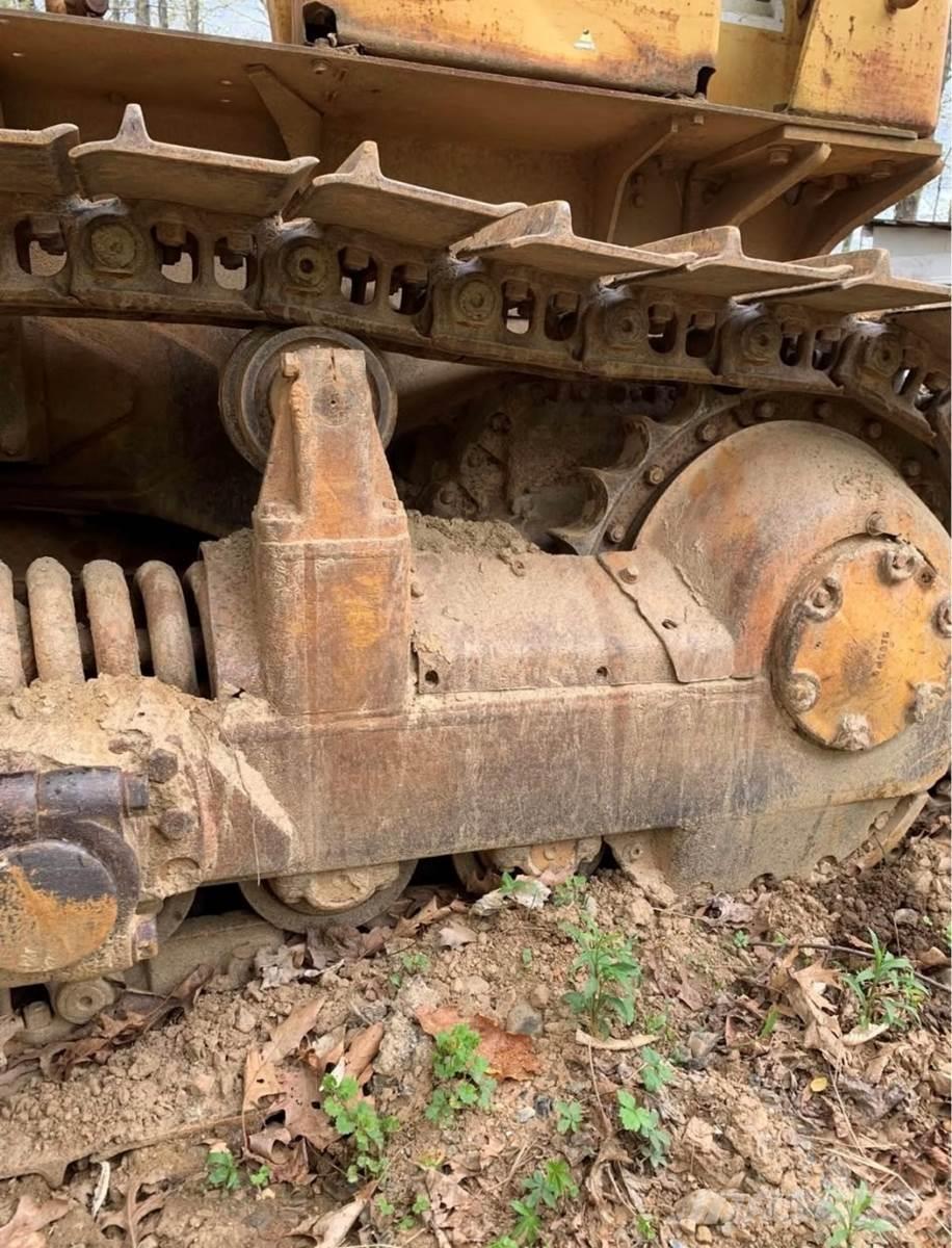 CAT D6C ブルドーザー