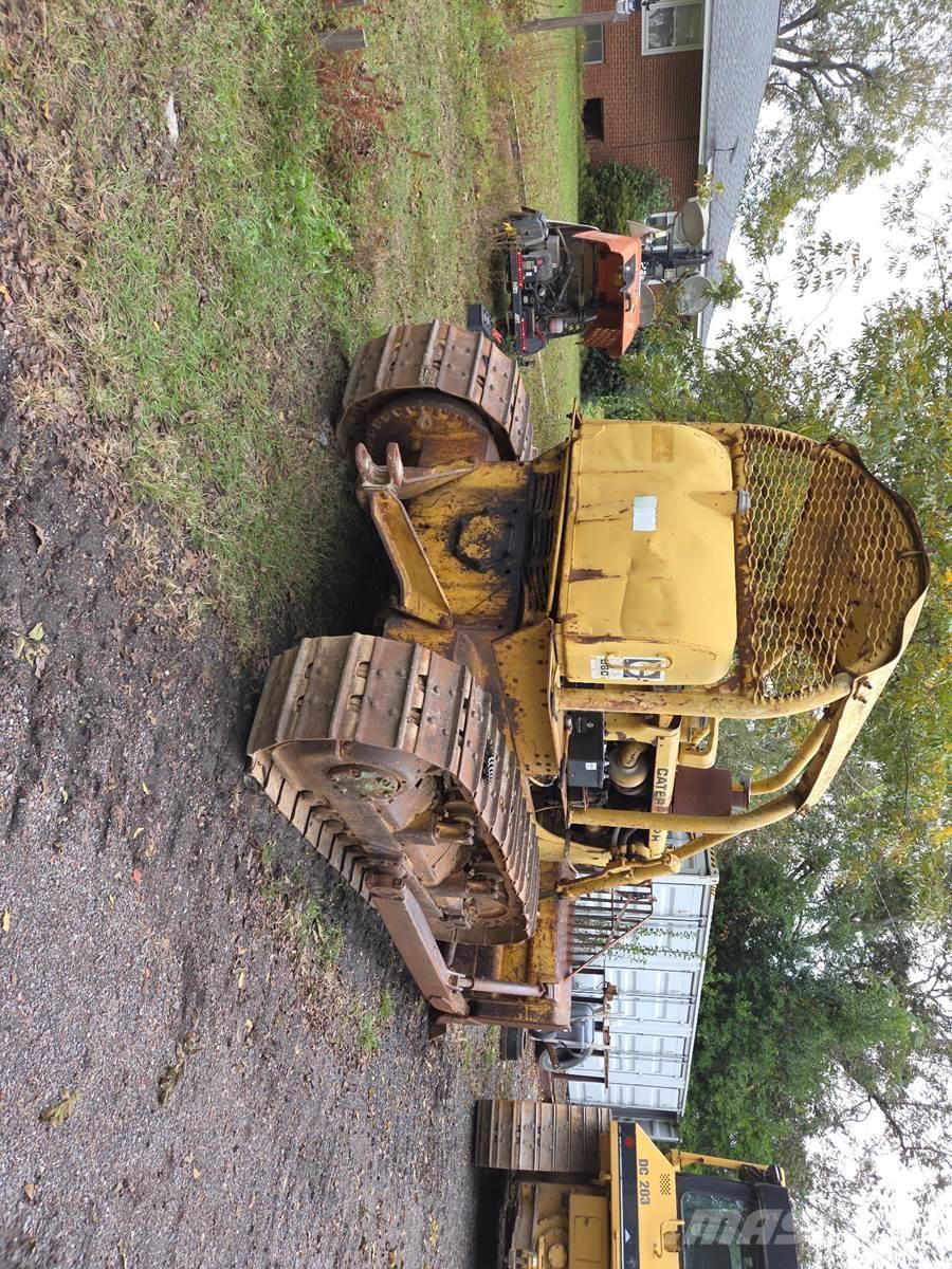 CAT D6C ブルドーザー