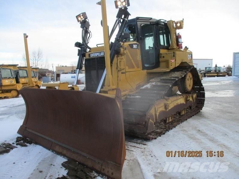 CAT D6T ブルドーザー