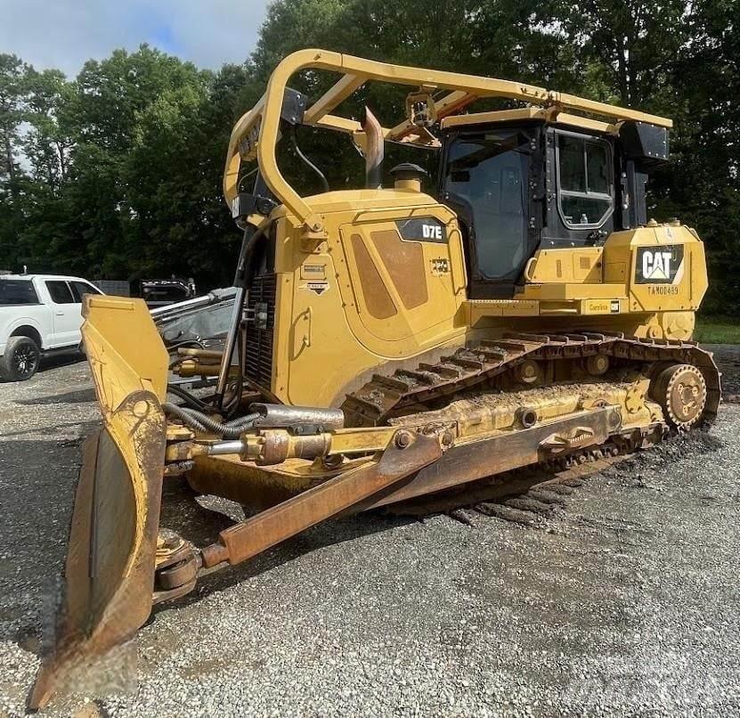 CAT D7E ブルドーザー