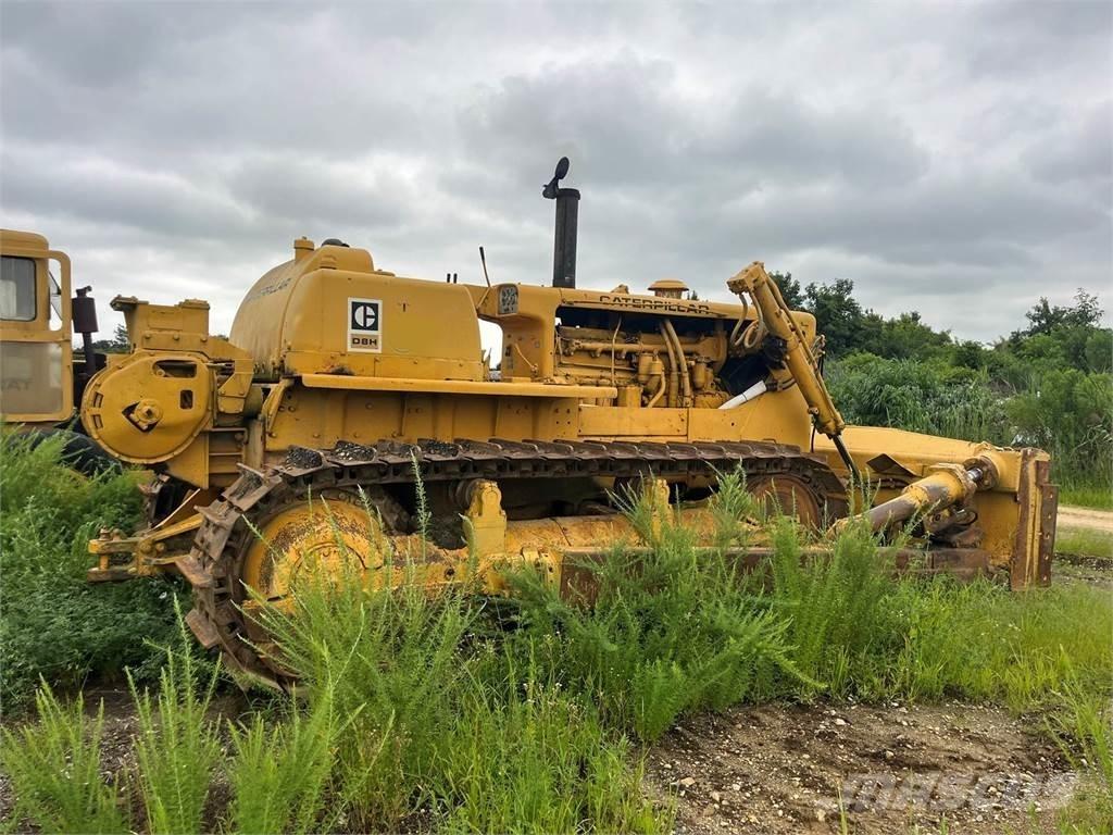 CAT D8H ブルドーザー