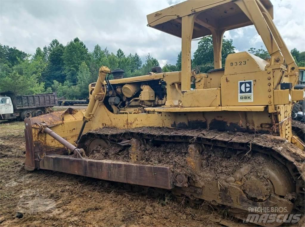 CAT D8K ブルドーザー