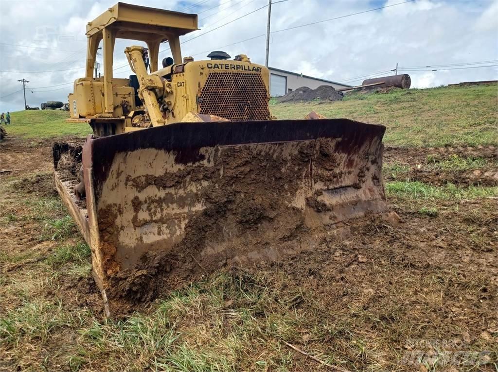 CAT D8K ブルドーザー