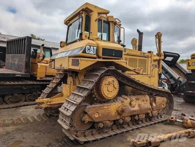 CAT D8N ブルドーザー