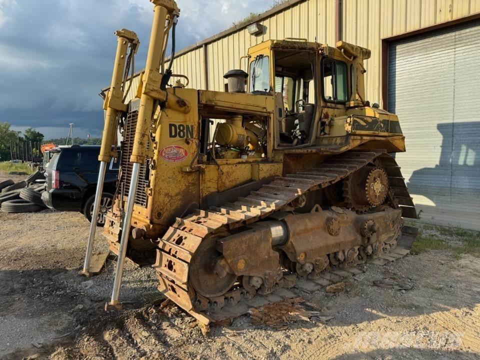 CAT D8N ブルドーザー