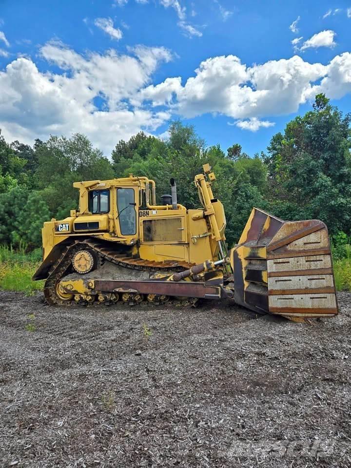 CAT D8N ブルドーザー