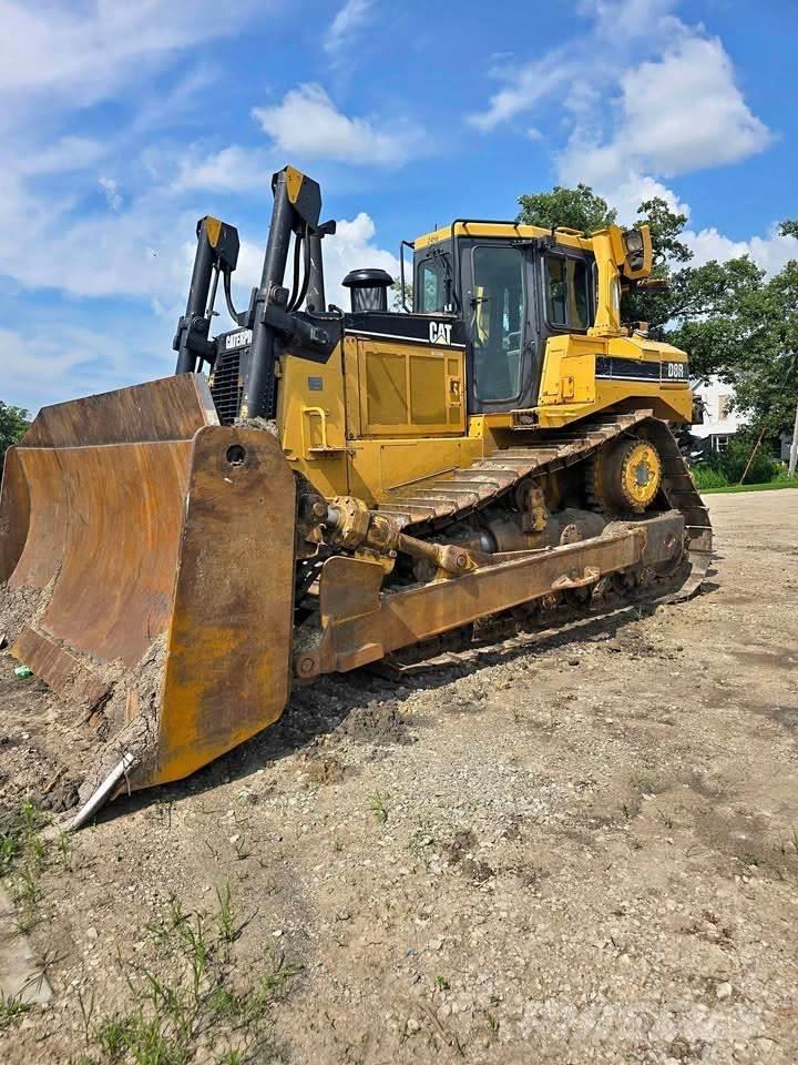 CAT D8R ブルドーザー
