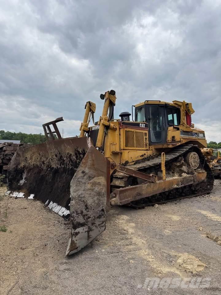CAT D8R ブルドーザー