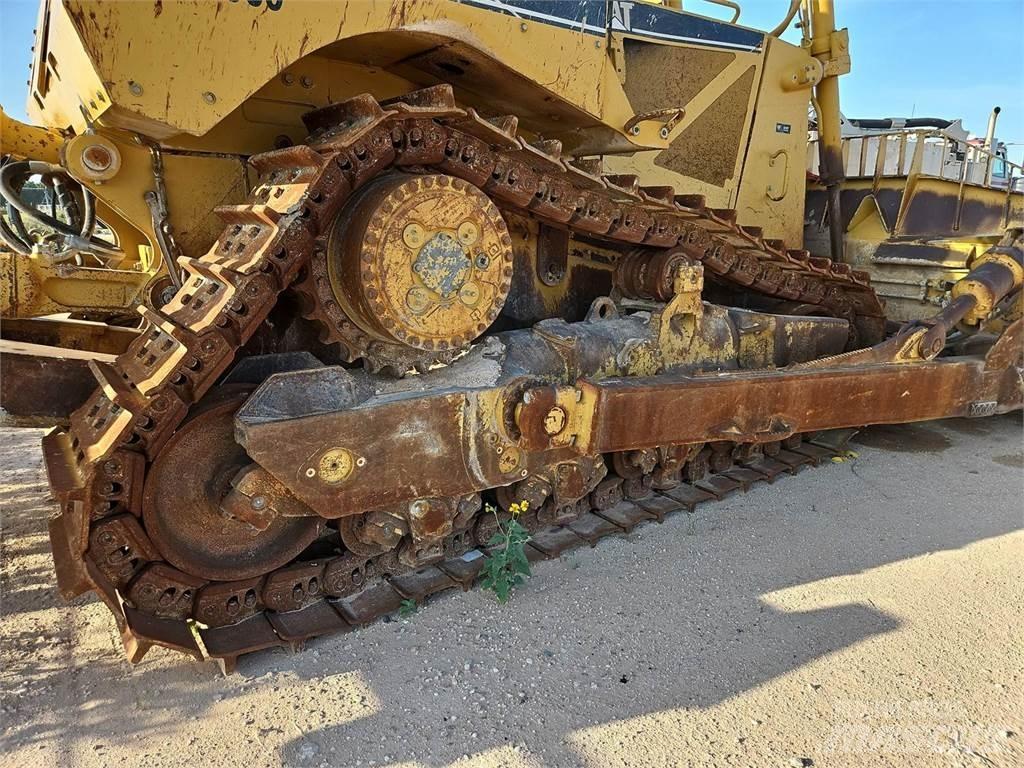 CAT D8T ブルドーザー