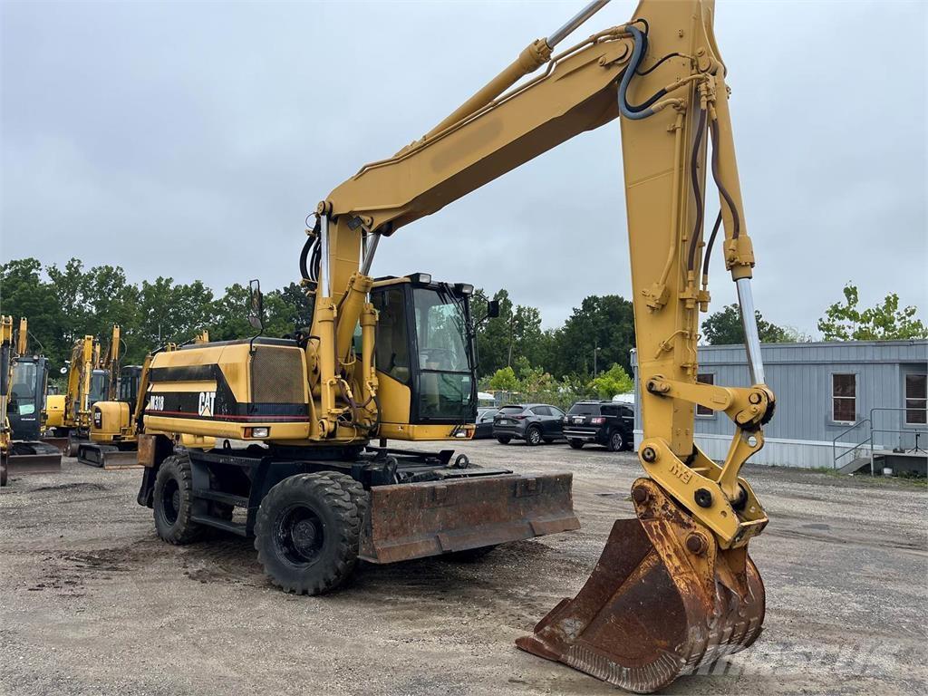 CAT M318 ホイール式油圧ショベル（パワーショベル・ユンボ・バックホー）