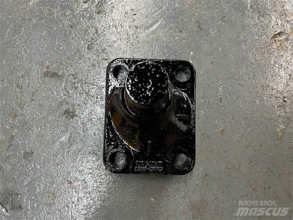 Cummins  エンジン
