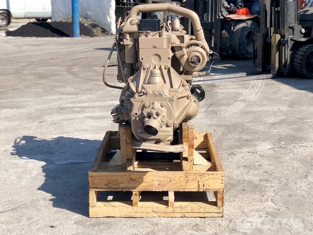 Cummins 4BT エンジン