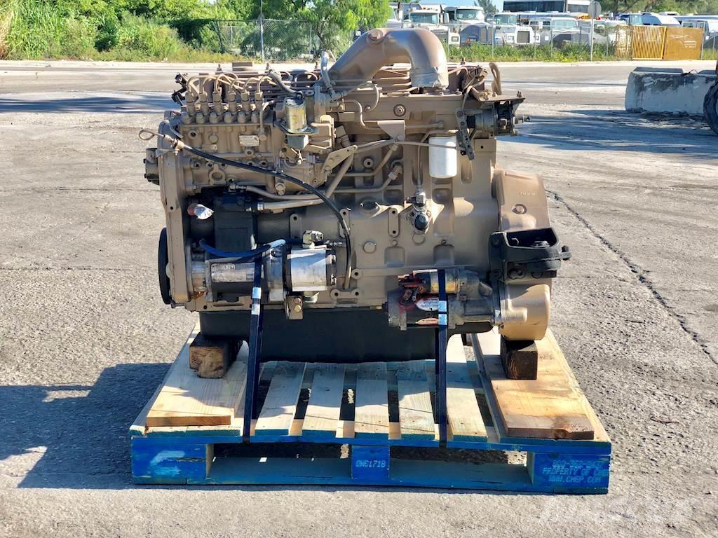 Cummins 8.3 エンジン