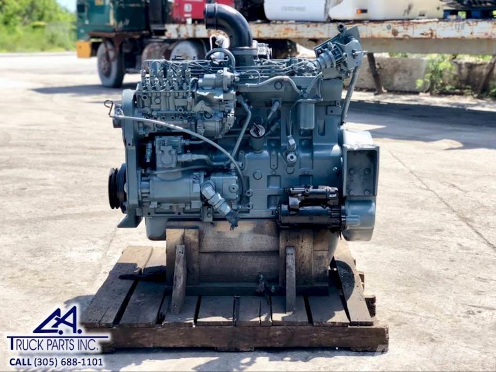 Cummins 8.3 エンジン