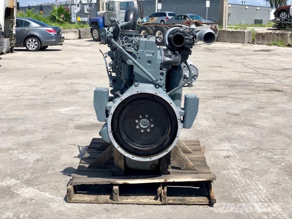 Cummins 8.3 エンジン