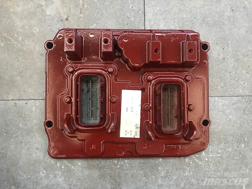 Cummins ISB 電子機器