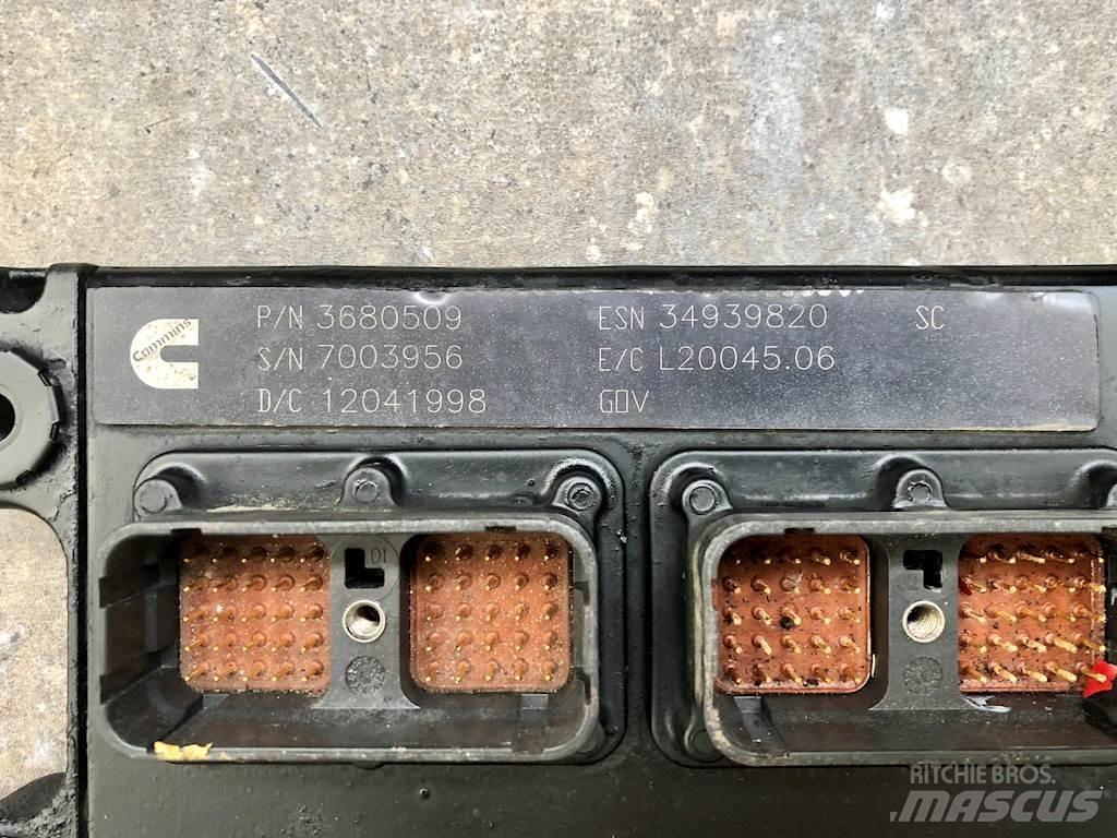 Cummins ISM 電子機器