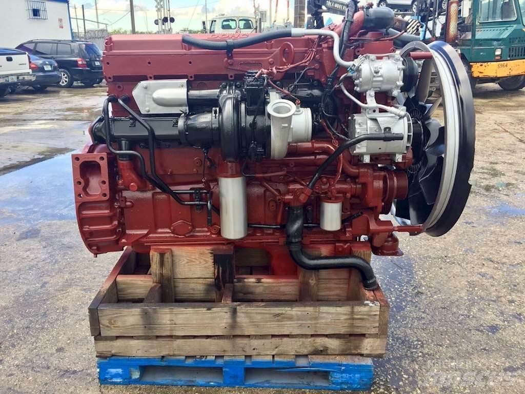 Cummins ISX エンジン