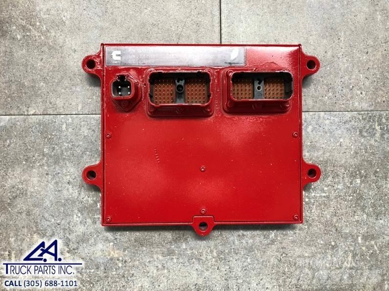 Cummins ISX 電子機器