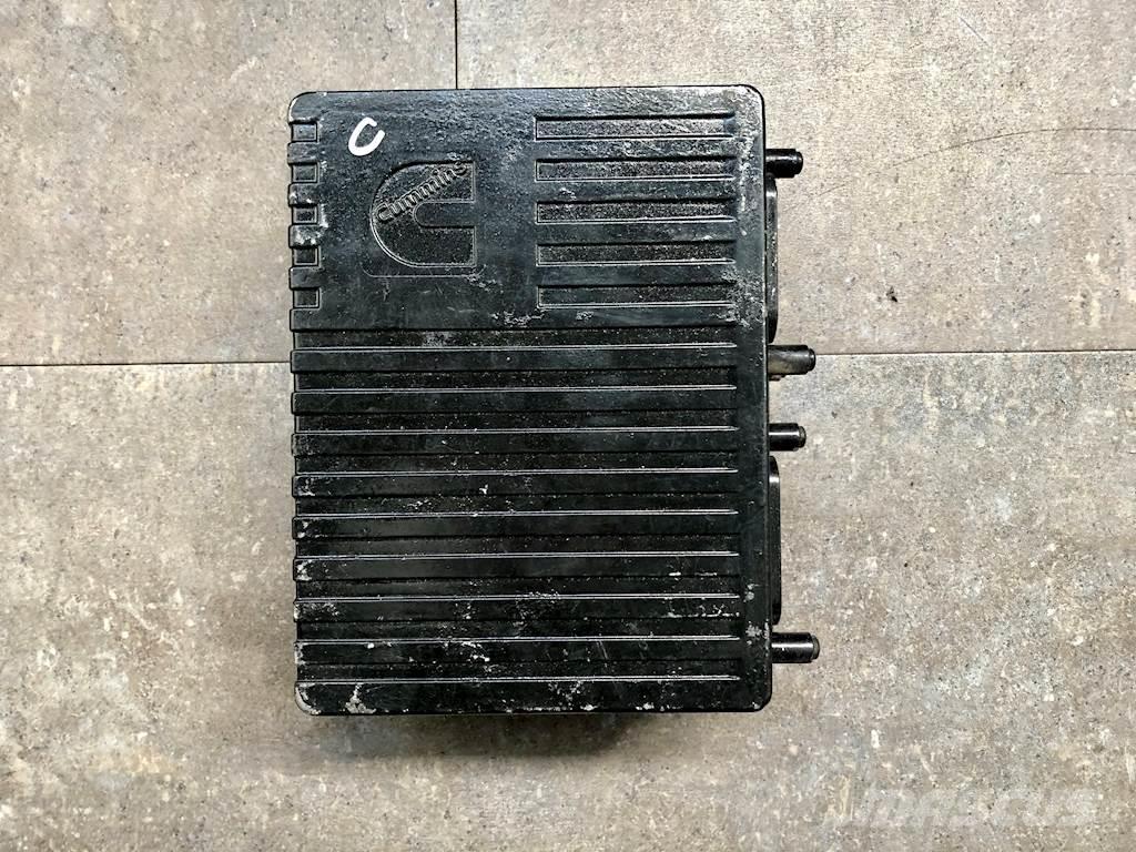 Cummins L10 電子機器