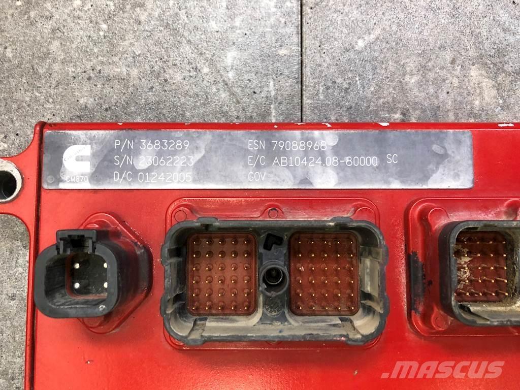 Cummins X15 電子機器