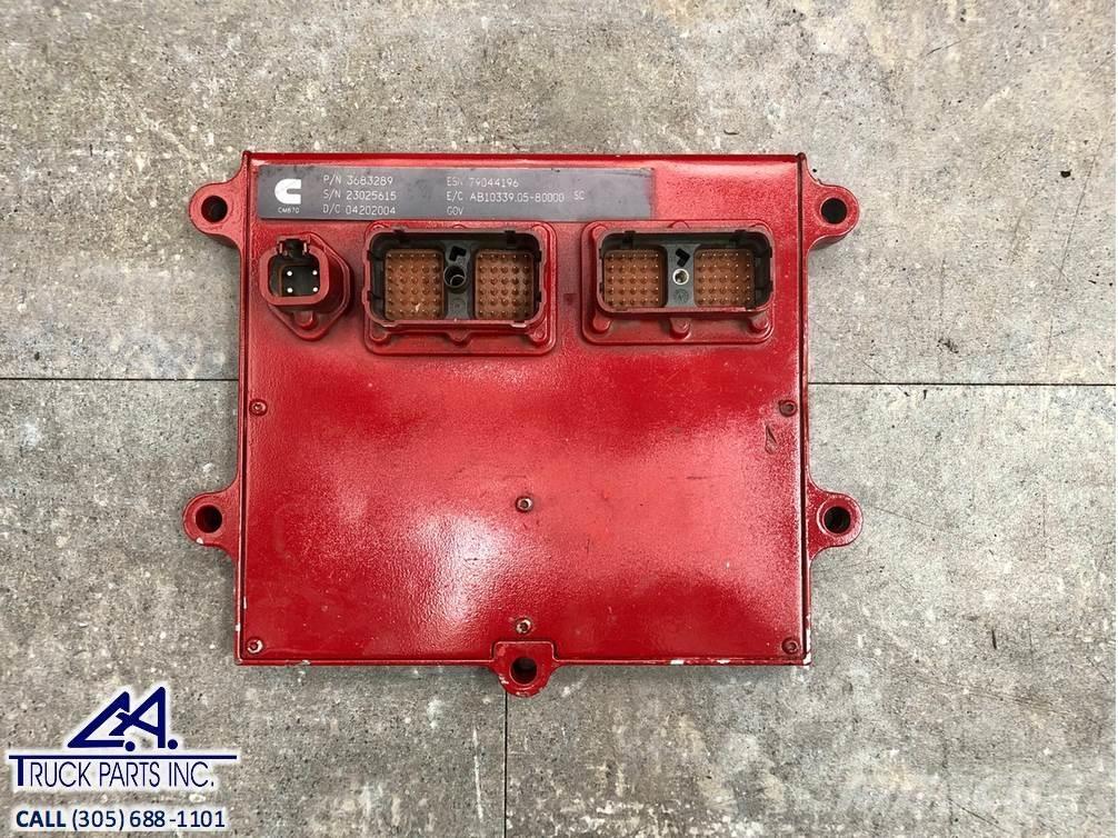 Cummins X15 電子機器