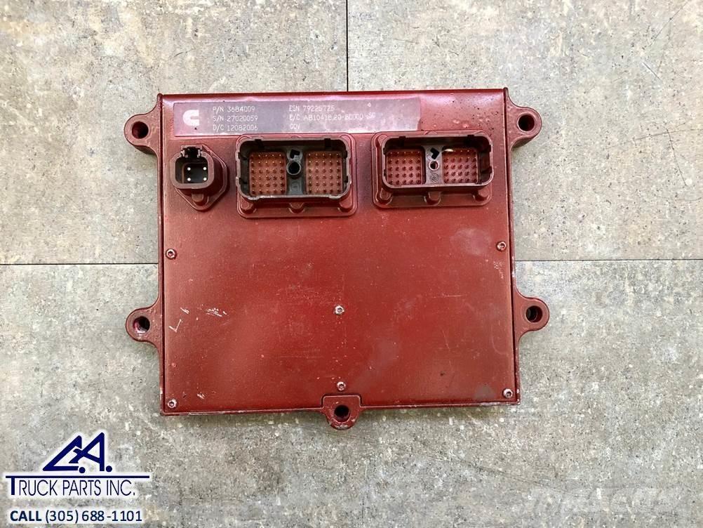 Cummins X15 電子機器