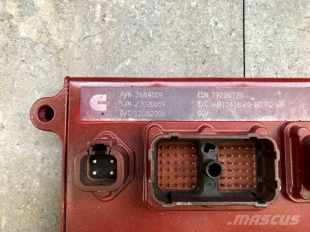 Cummins X15 電子機器
