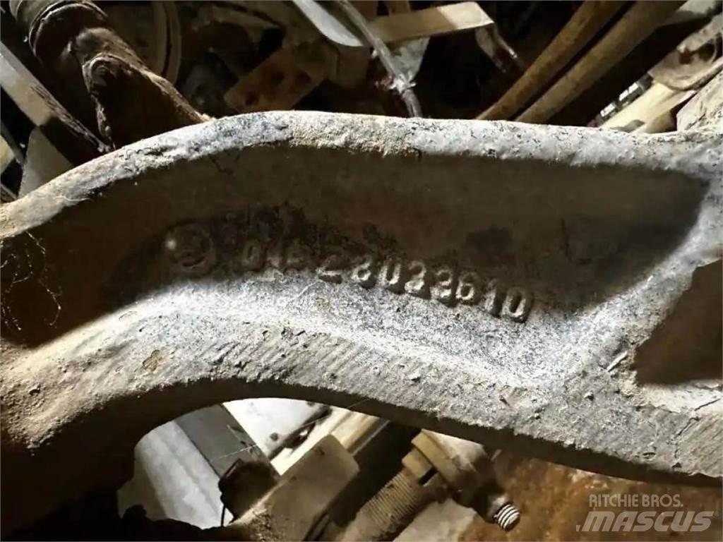  Dana 367 アクスル